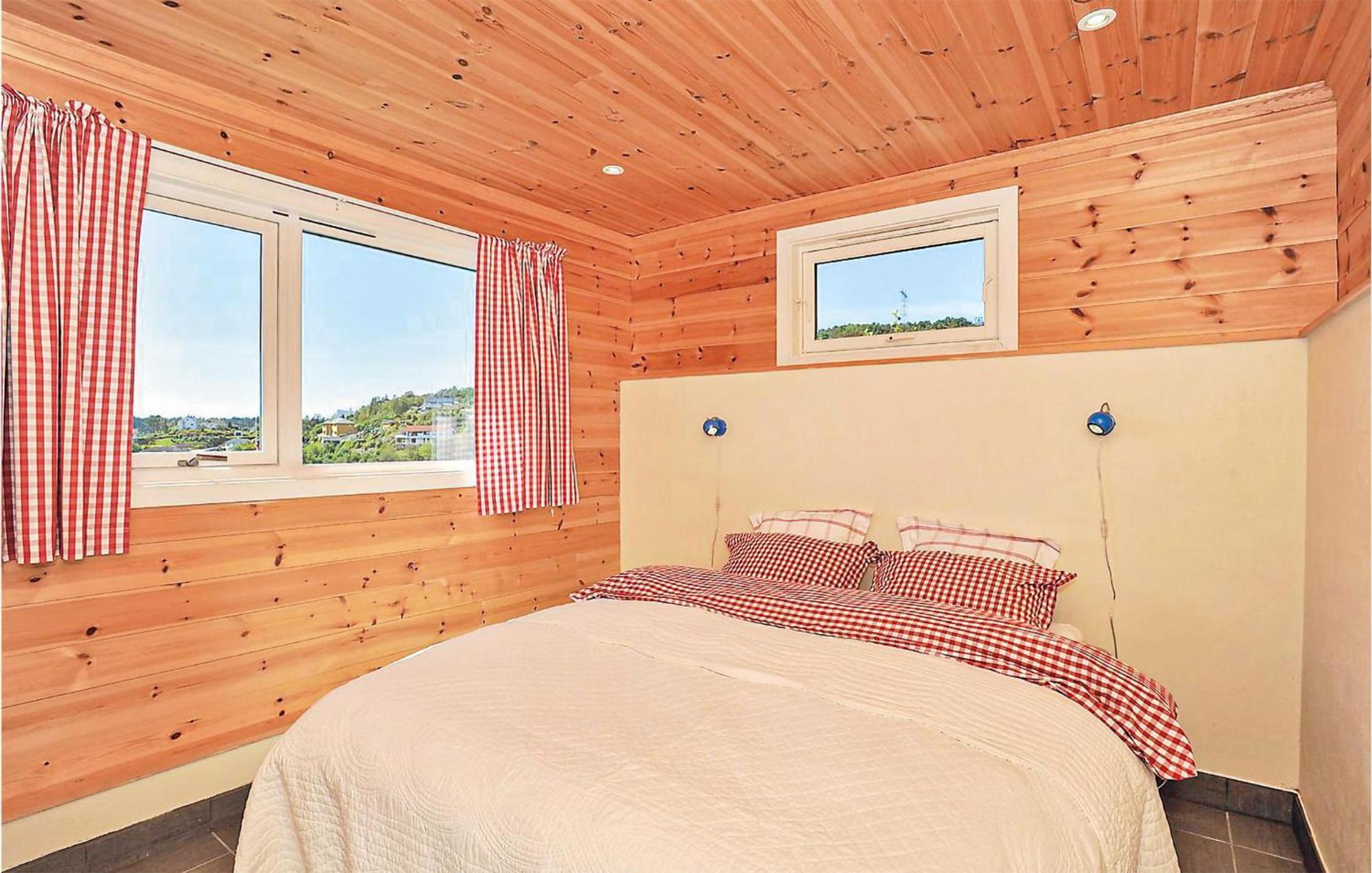 Cozy Apartment In Straumsgrend With Kitchen Bergen Luaran gambar